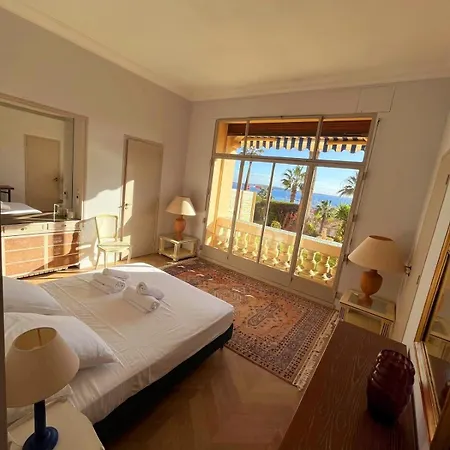 4 Couchages Vue Parc Continental * Cannes